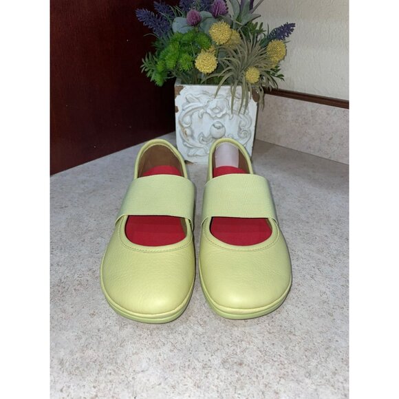 Camper Nina Womens Yellow Leather Mary Jane Flats Size 36 With Elastic Strap & R - Picture 2 of 6